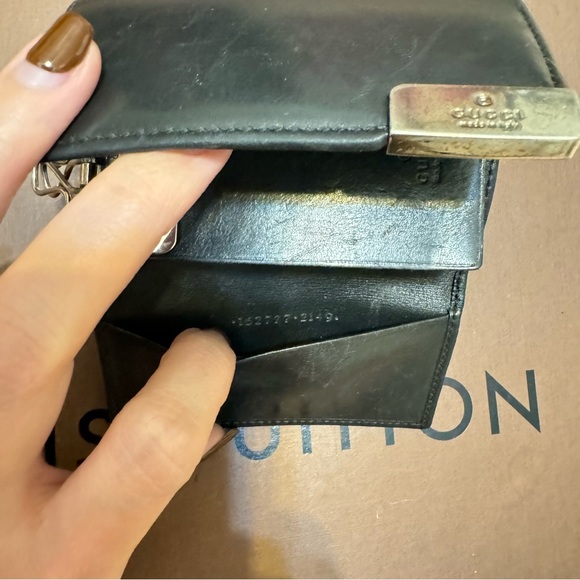 Authentic Gucci Keyholder - Picture 8 of 12